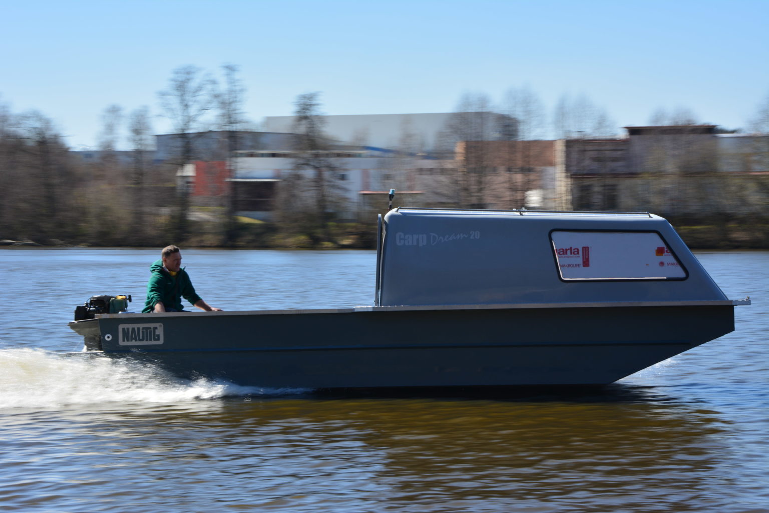 HLED&Aacute; SE PLAVČ&Iacute;K!